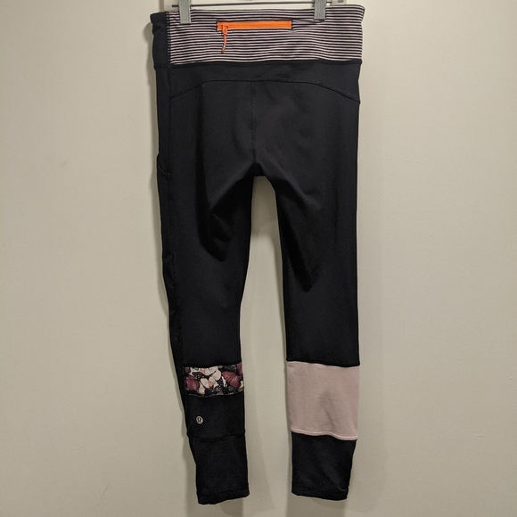 Lululemon Run the World butterfly leggings - Picture 4 of 8
